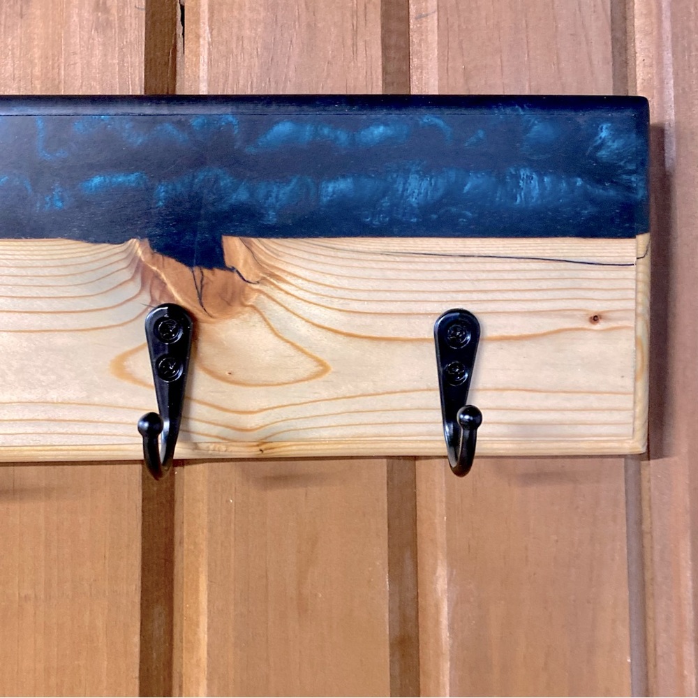 Handmade Midnight Pinewood Resin Key Rack Organizer - Picture 5 of 9